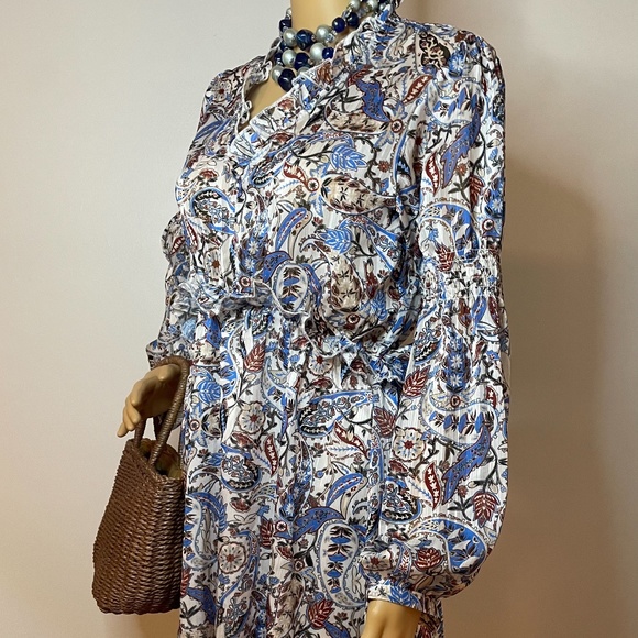 SHEIN Dresses & Skirts - Boho blue rust paisley bell sleeved dress!